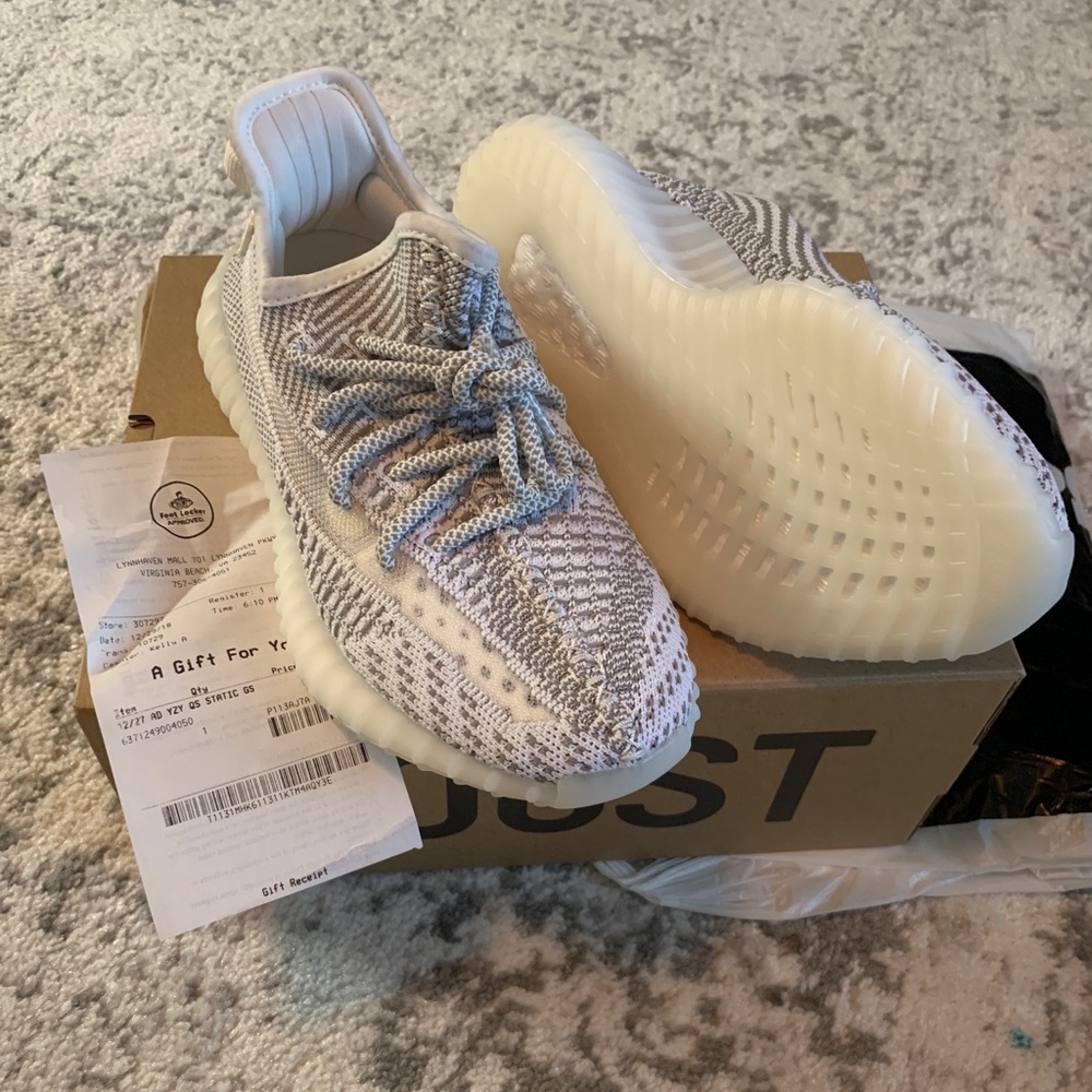 Yeezy static